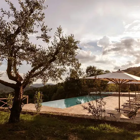 8 Bedrooms With Private Pool Enclosed Garden And Wifi At Perouse