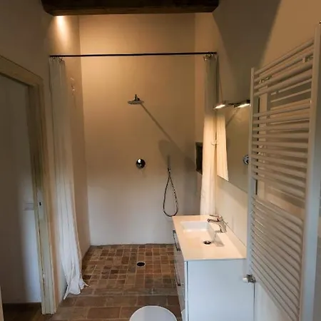 8 Bedrooms With Private Pool Enclosed Garden And Wifi At Perouse Villa Lisciano Niccone