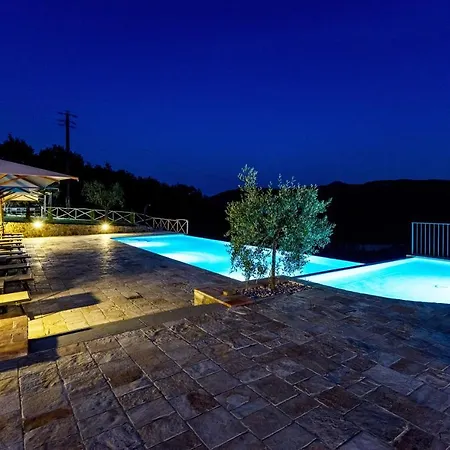 8 Bedrooms With Private Pool Enclosed Garden And Wifi At Perouse