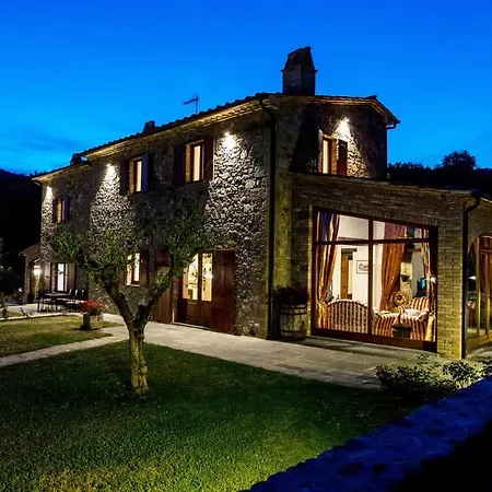 8 Bedrooms With Private Pool Enclosed Garden And Wifi At Perouse Villa