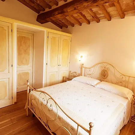 8 Bedrooms With Private Pool Enclosed Garden And Wifi At Perouse Villa Lisciano Niccone